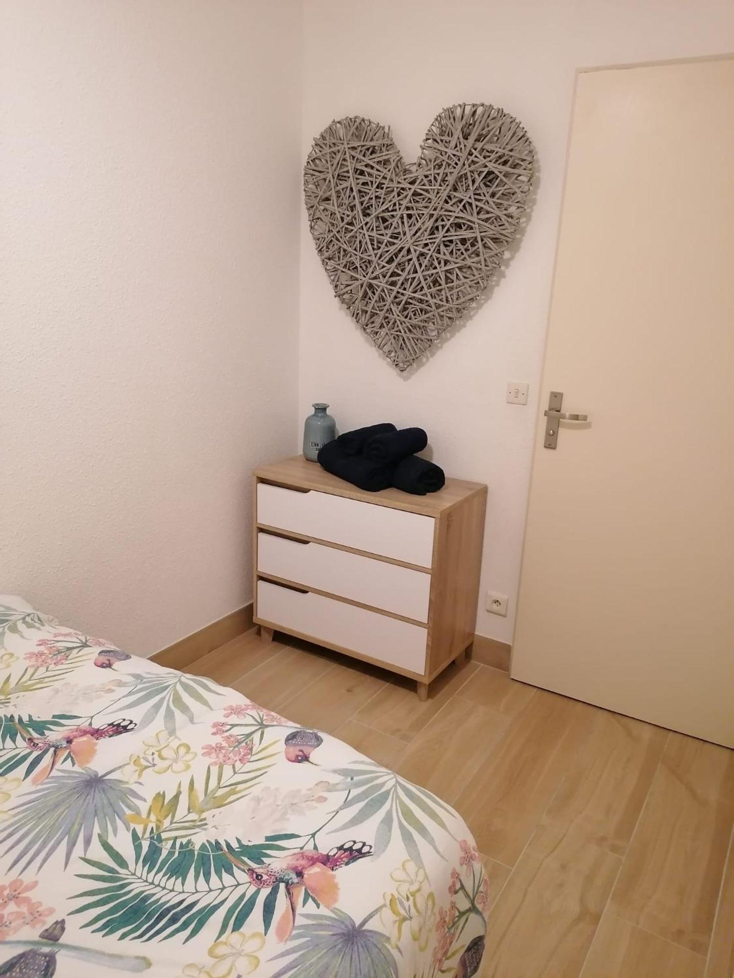 Appartement Romantic Sea Ле-Баркарес Екстер'єр фото